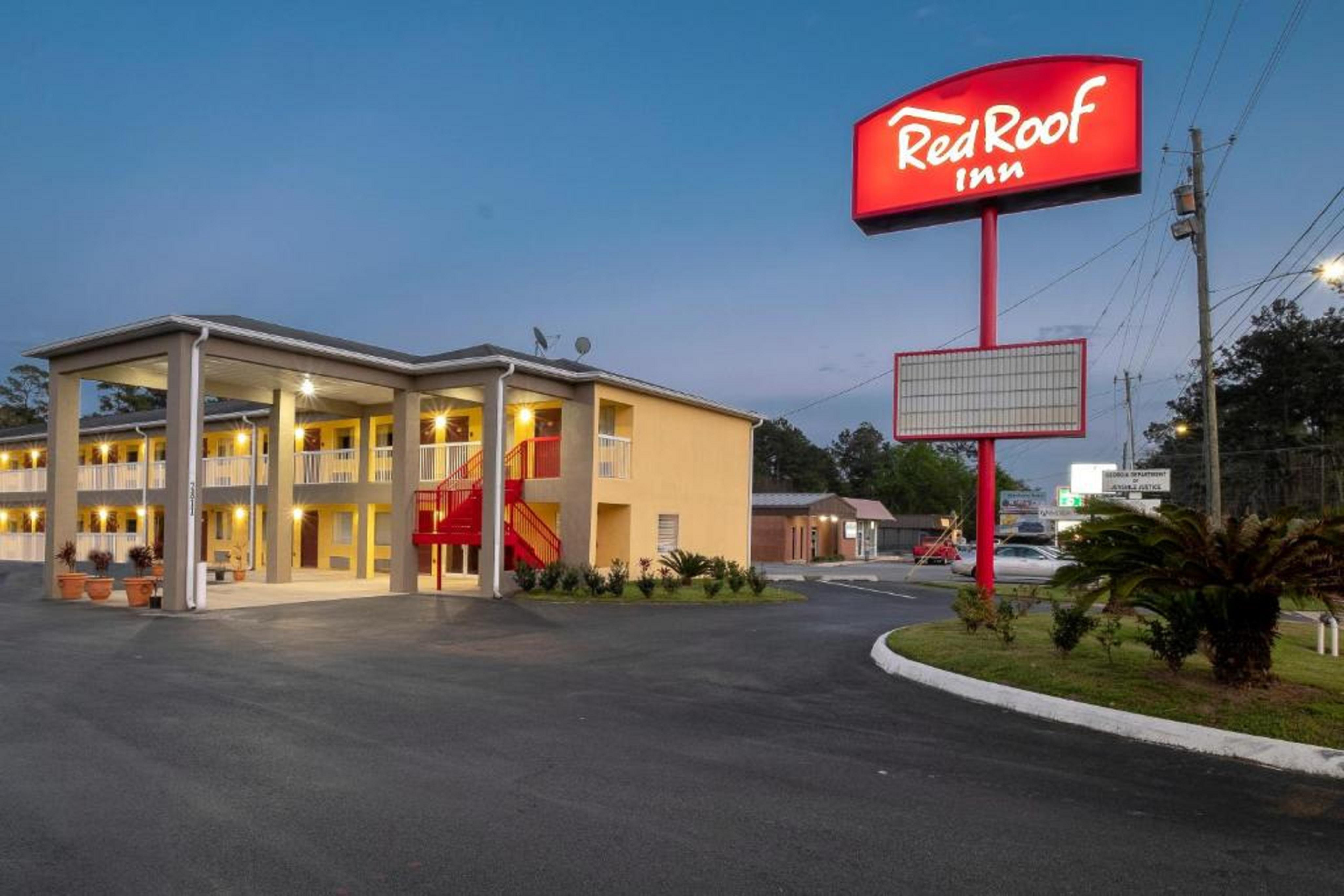Red Roof Inn Valdosta - University Bagian luar foto