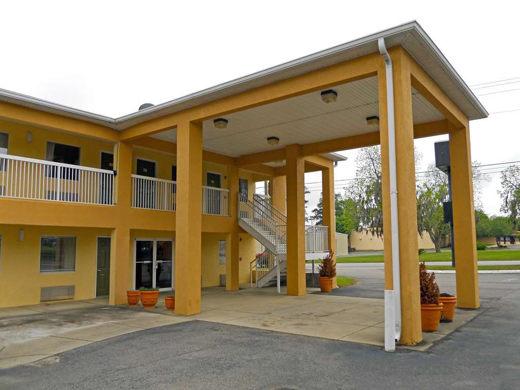 Red Roof Inn Valdosta - University Bagian luar foto