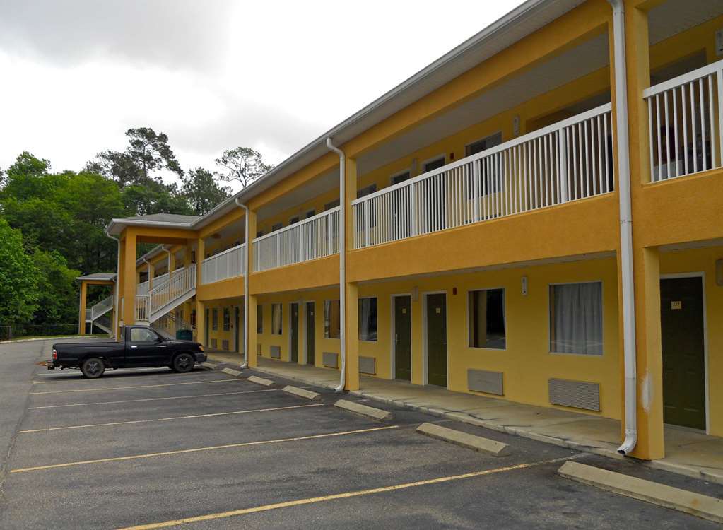 Red Roof Inn Valdosta - University Bagian luar foto